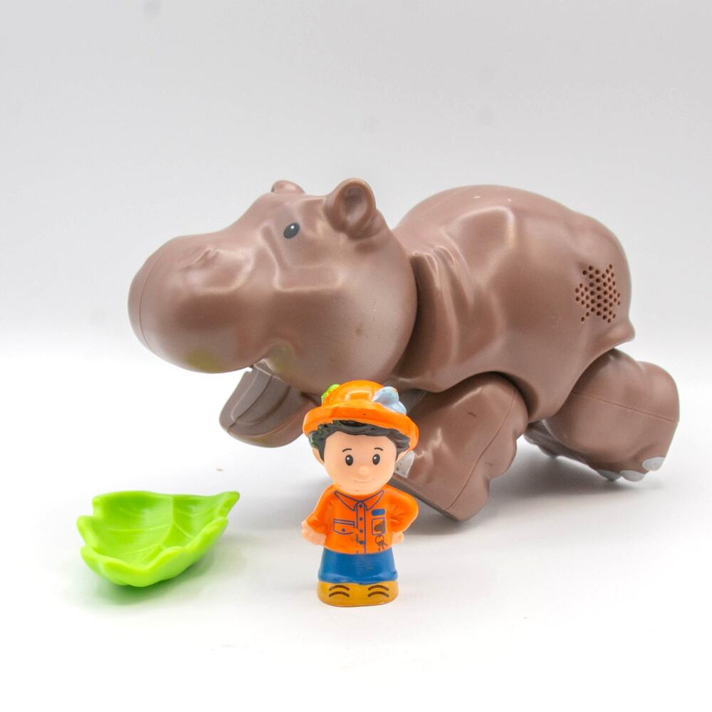 FISHER-PRICE Little People Big Animal Zoo Hippo Set with Zookeeper & Food
